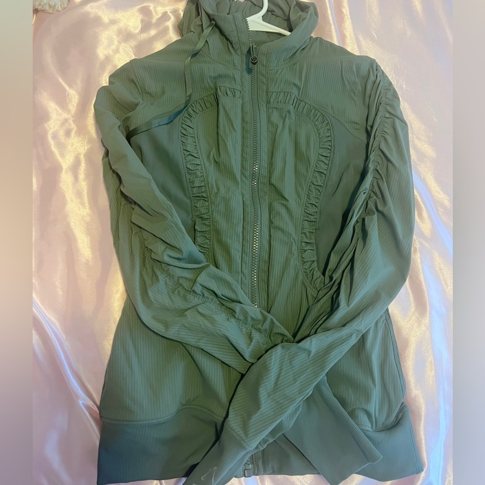 lululemon dance jacket